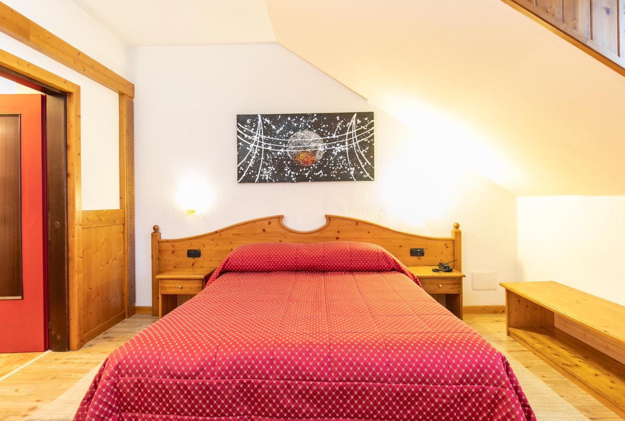 G. Hotel Des Alpes San Martino Di Castrozza Luaran gambar
