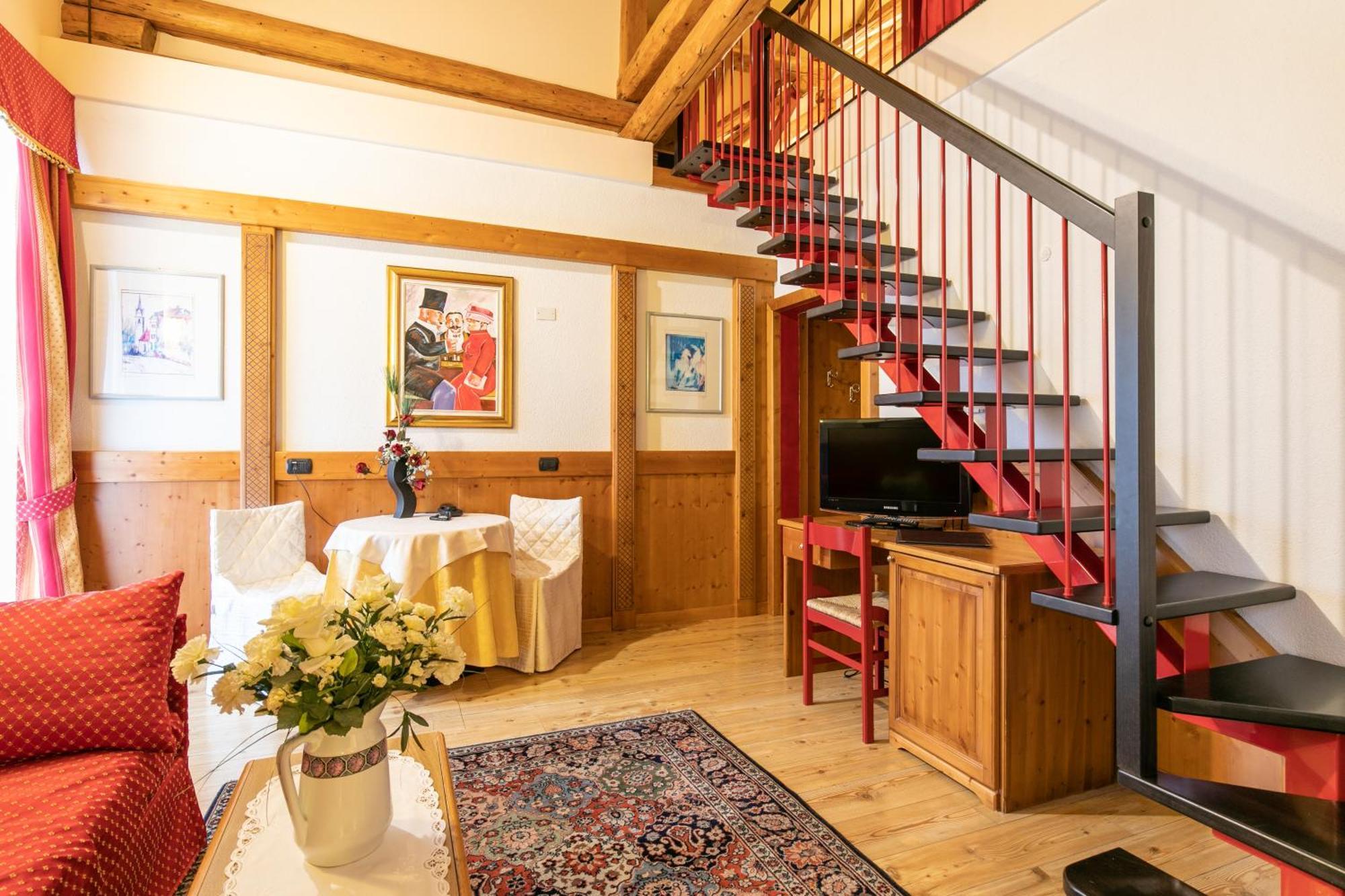 G. Hotel Des Alpes San Martino Di Castrozza Luaran gambar